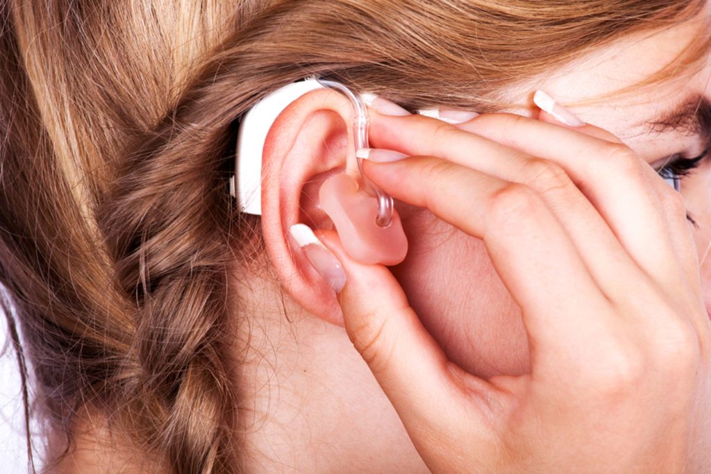 Как выбрать слуховой аппарат