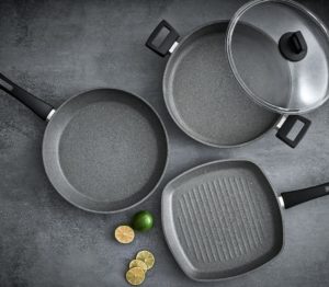 Лучшие сковородки с каменным покрытием: ТОП-10 рейтинг 2024